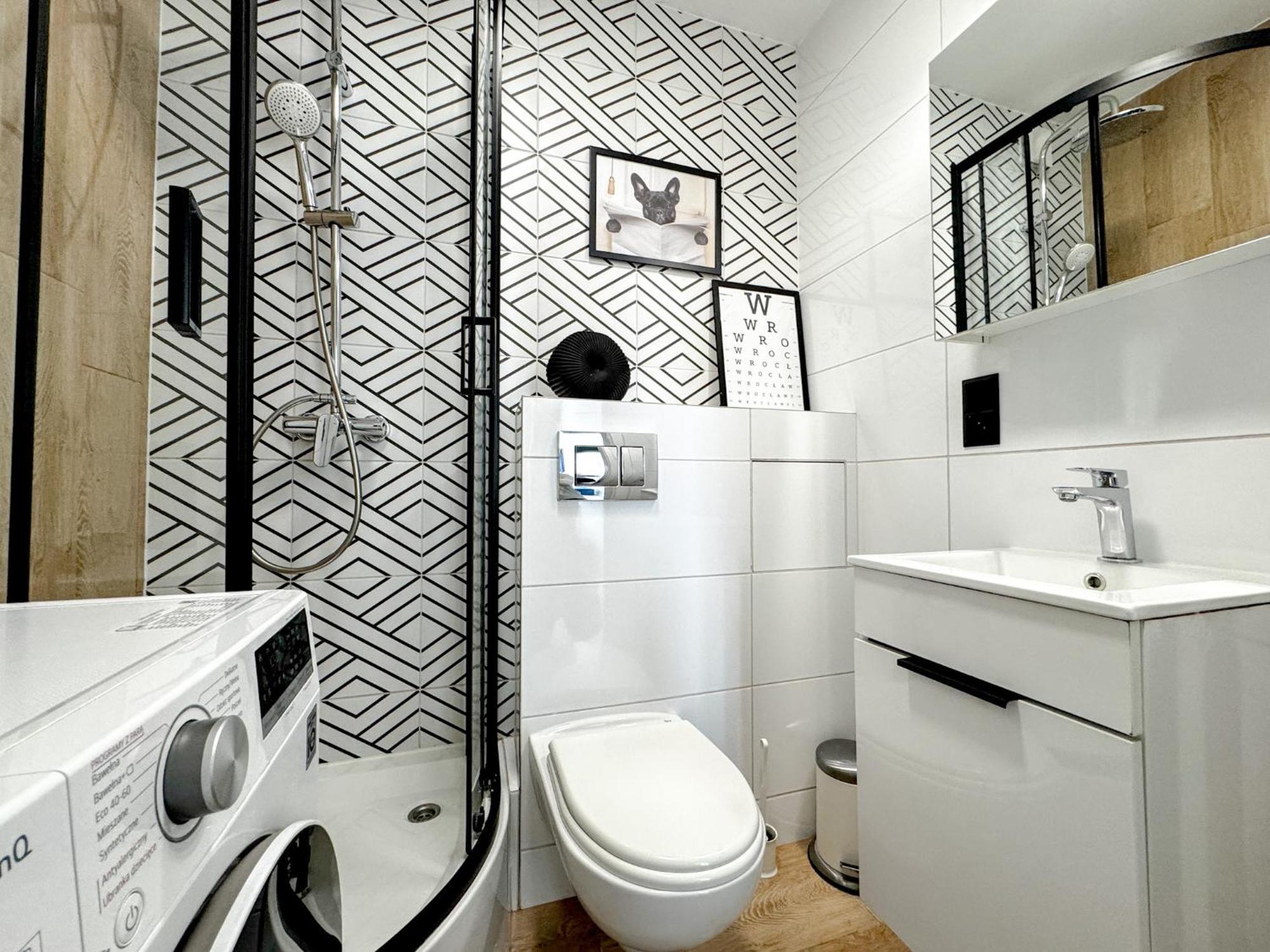 2mins Skytower! Stylish 2bd Kitchen, Balcony! Near Train Leilighet *